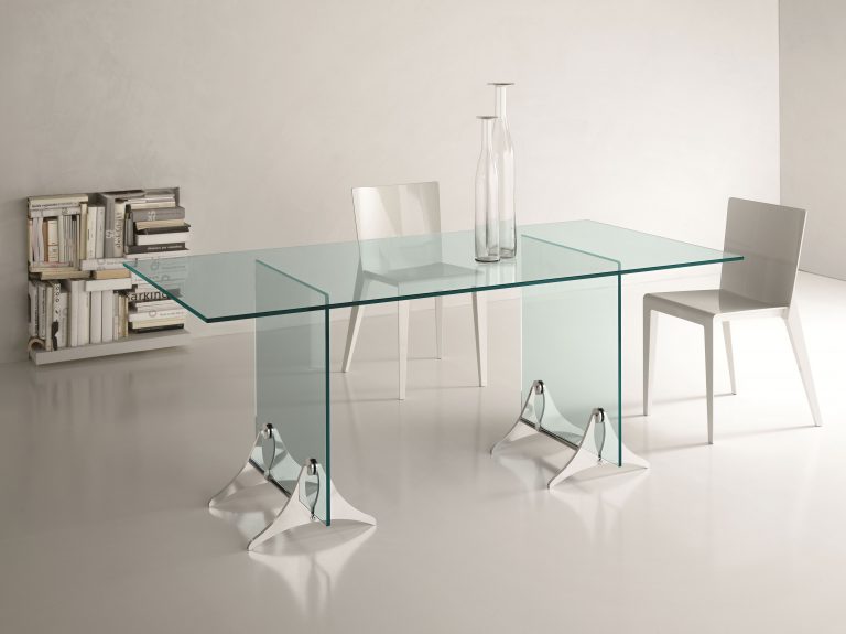 Vidraçaria Big Vidros - Imagem que mostra um exemplo de móveis e peças sob medida em vidro